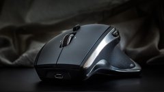 Improve the quality of the microswitches under the mouse buttons, even when gaming is stress-free